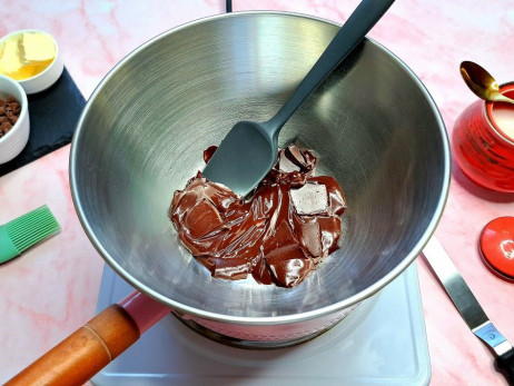 roztapianie czekolady