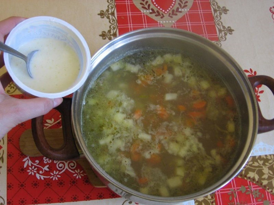 zupa-ogorkowa-z-ziemniakami-420661